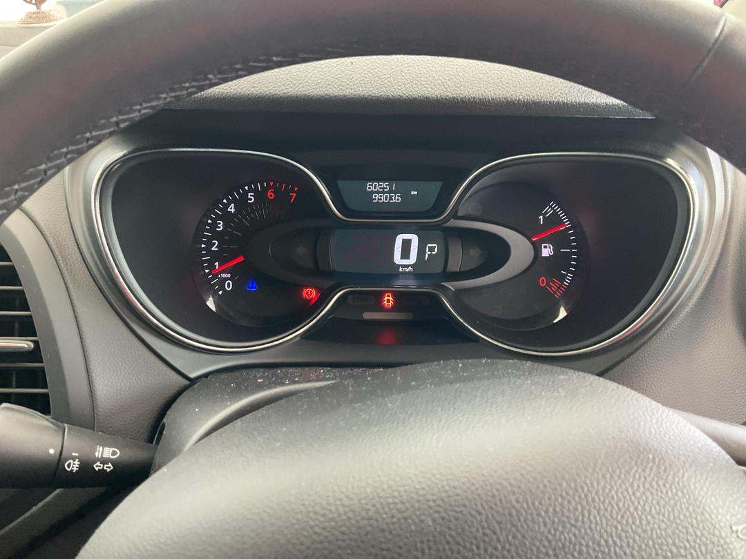 Photo '18' of Renault Captur Dynamique