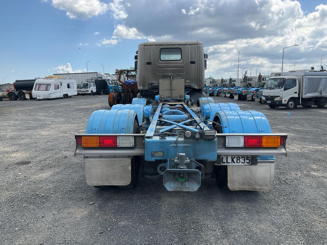 Photo '4' of SCANIA R560 V8 Cab Chassis