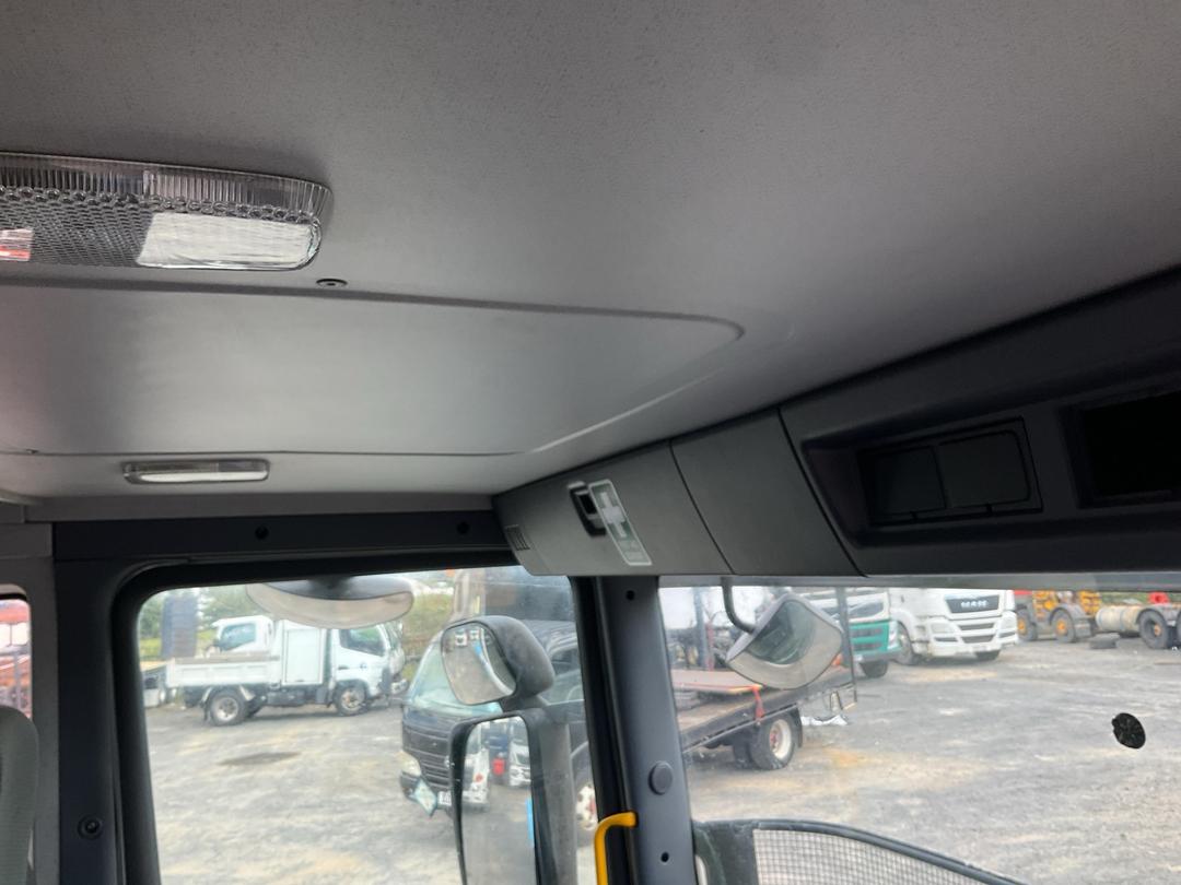 Photo '17' of SCANIA R560 V8 Cab Chassis