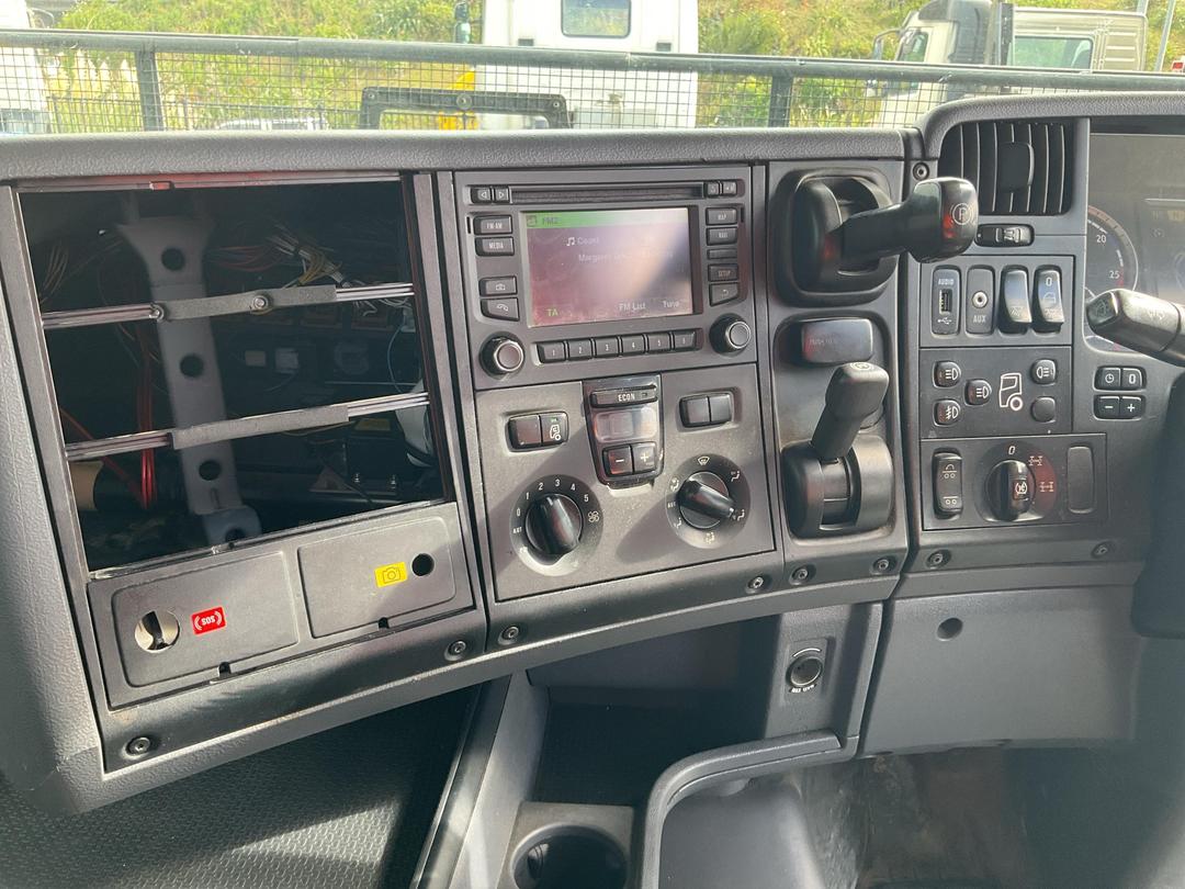 Photo '14' of SCANIA R560 V8 Cab Chassis