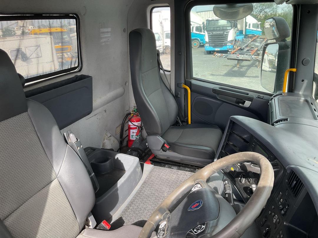 Photo '16' of SCANIA R560 V8 Cab Chassis