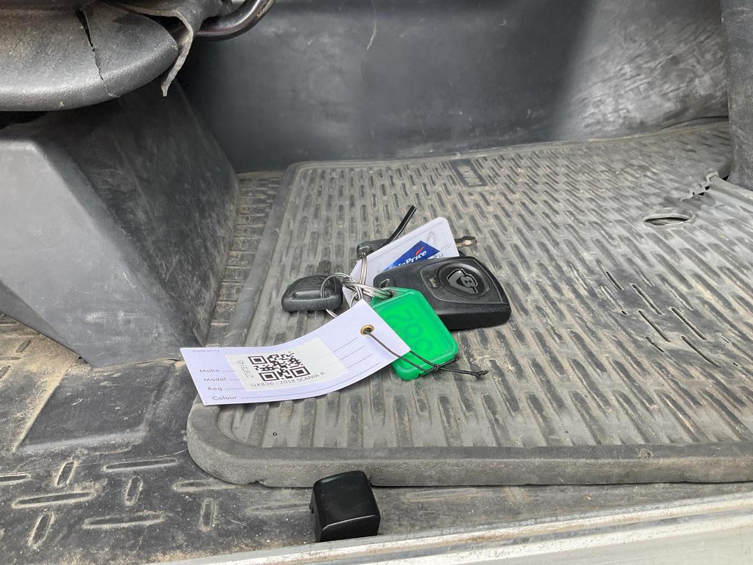 Photo '11' of SCANIA R560 V8 Cab Chassis