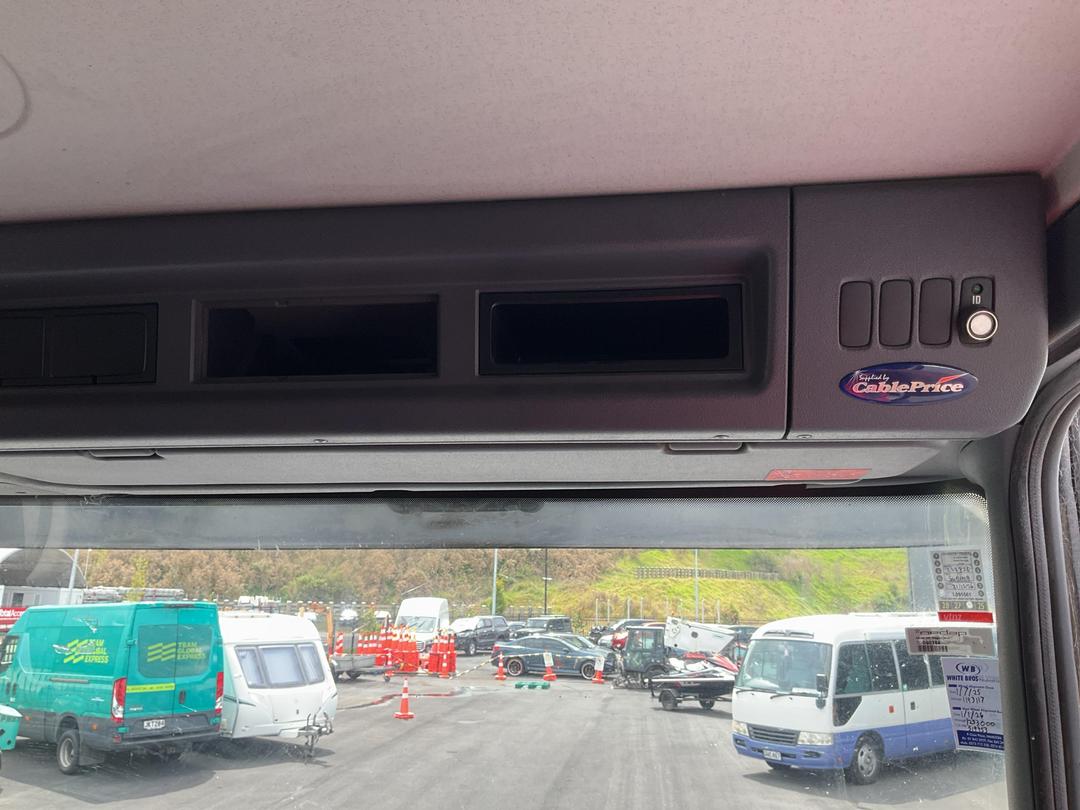 Photo '15' of SCANIA R560 V8 Cab Chassis