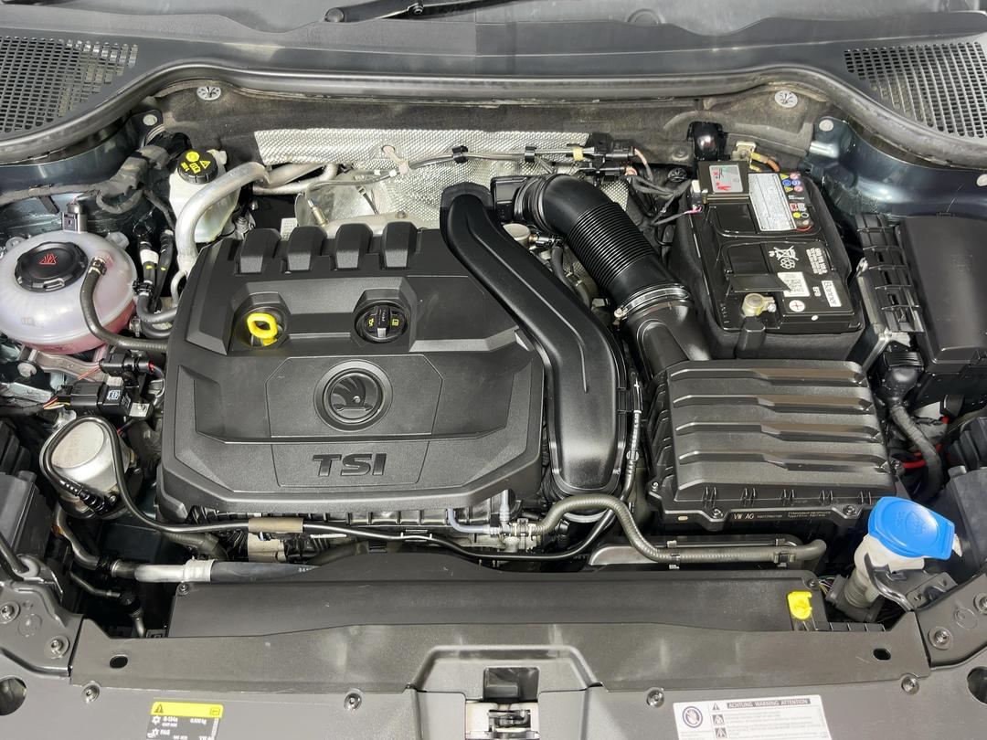 Photo '13' of Skoda Karoq