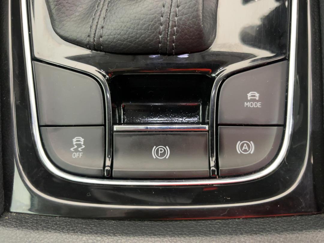 Photo '27' of Skoda Karoq