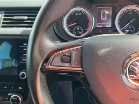 Photo '27' of Skoda Octavia