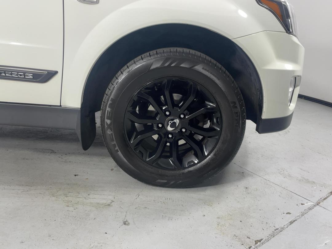 Photo '9' of Ssangyong Actyon Sport