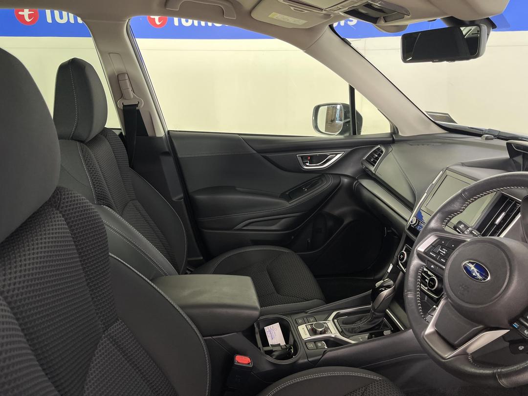 Photo '16' of Subaru Forester