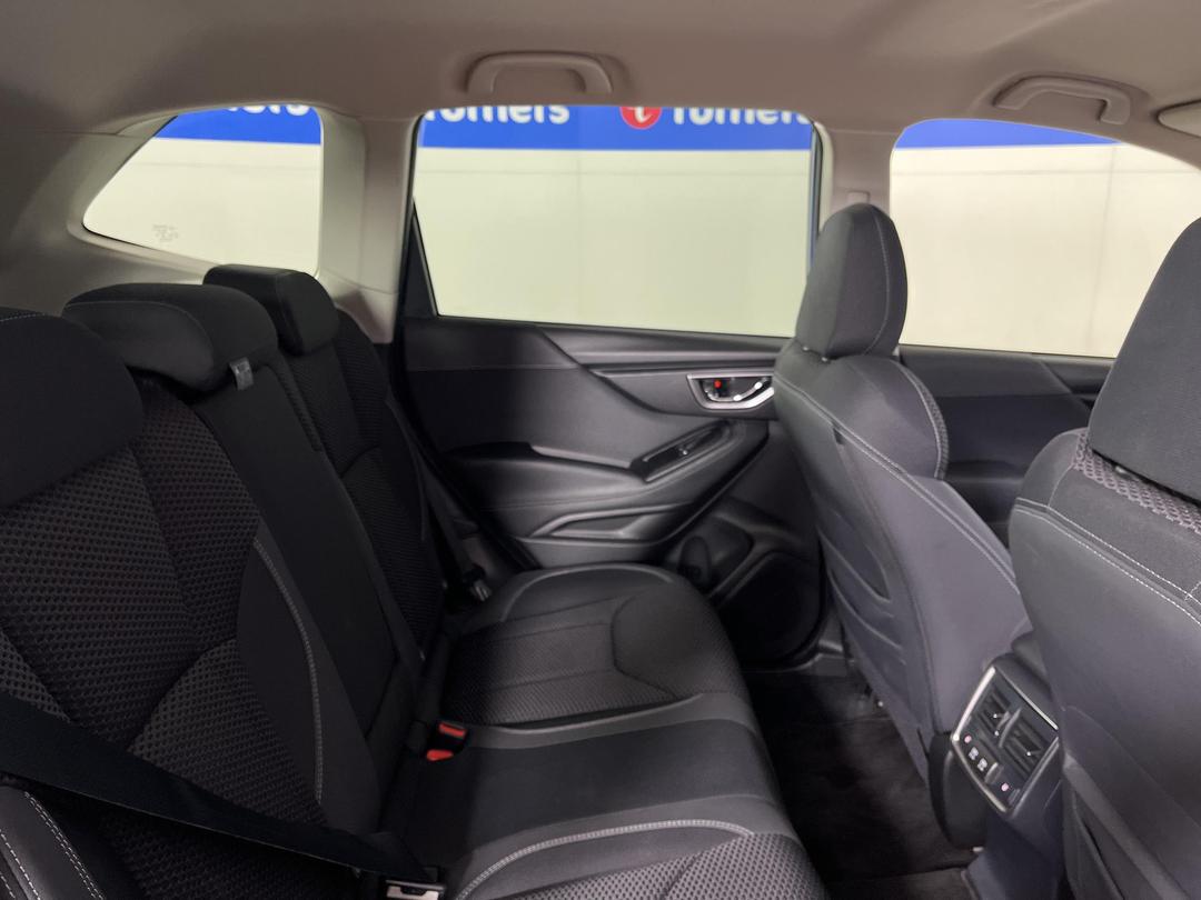 Photo '20' of Subaru Forester