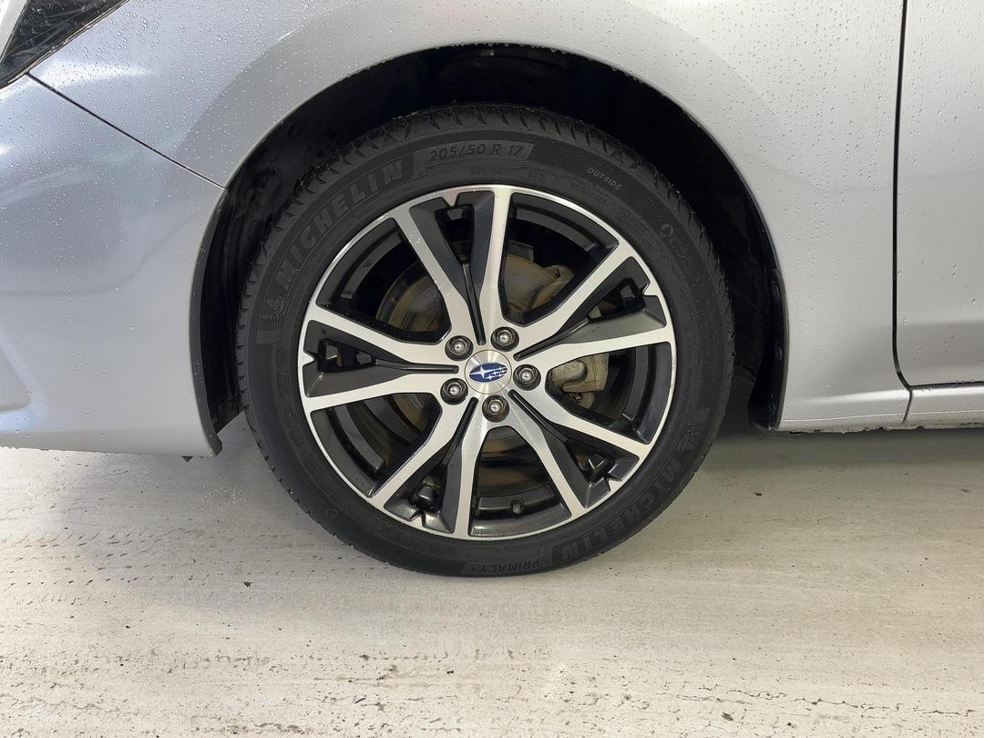 Photo '10' of Subaru Impreza