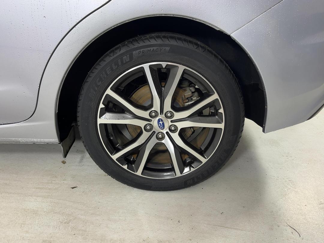 Photo '11' of Subaru Impreza