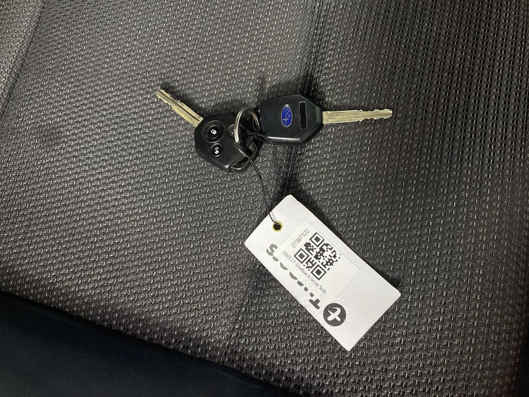 Photo '22' of Subaru Outback