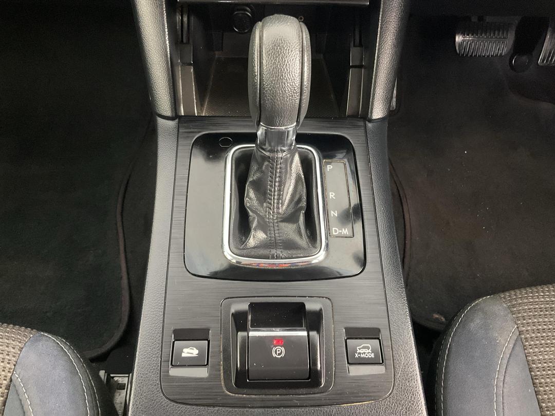 Photo '18' of Subaru Outback