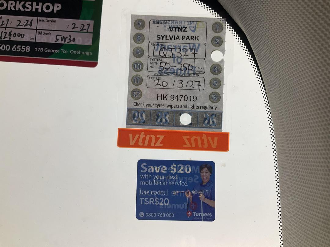 Photo '23' of Subaru Outback