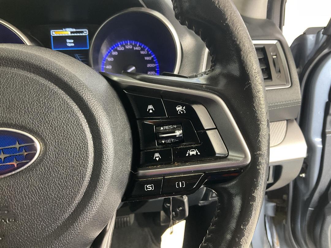 Photo '27' of Subaru Outback