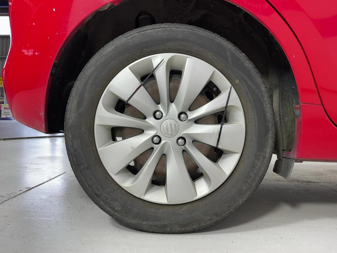 Photo '12' of Suzuki Baleno