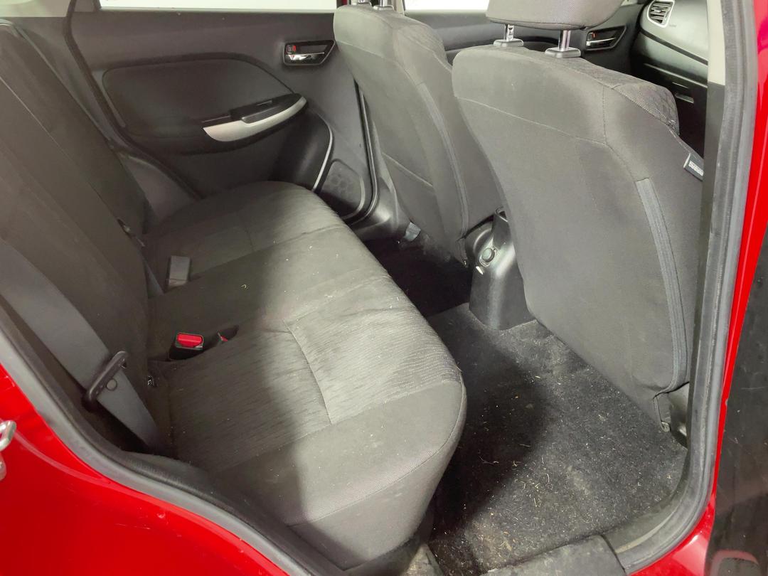 Photo '20' of Suzuki Baleno