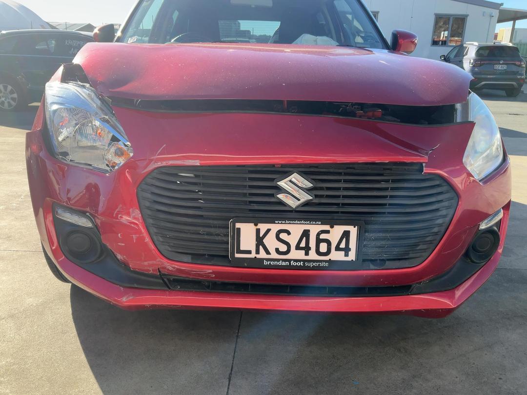 Photo '17' of Suzuki Swift GLC