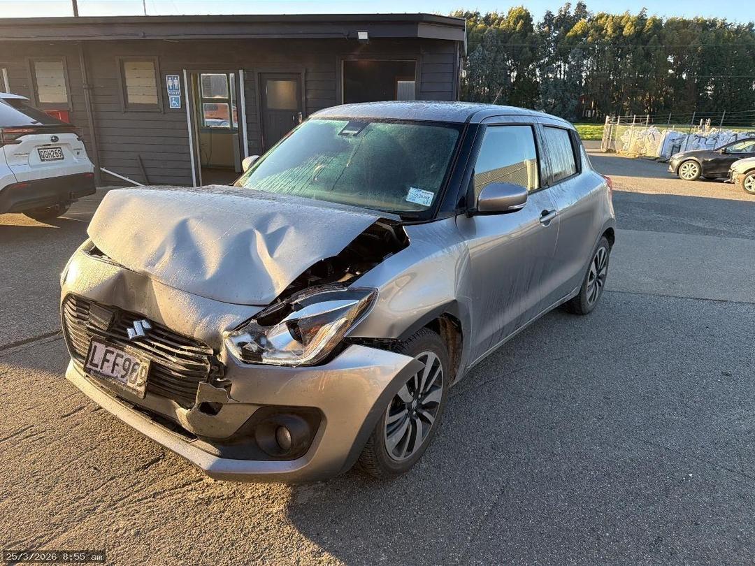 Photo '3' of Suzuki Swift RS