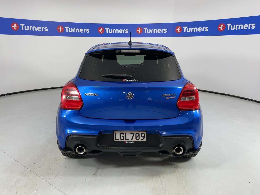 Photo '6' of Suzuki Swift