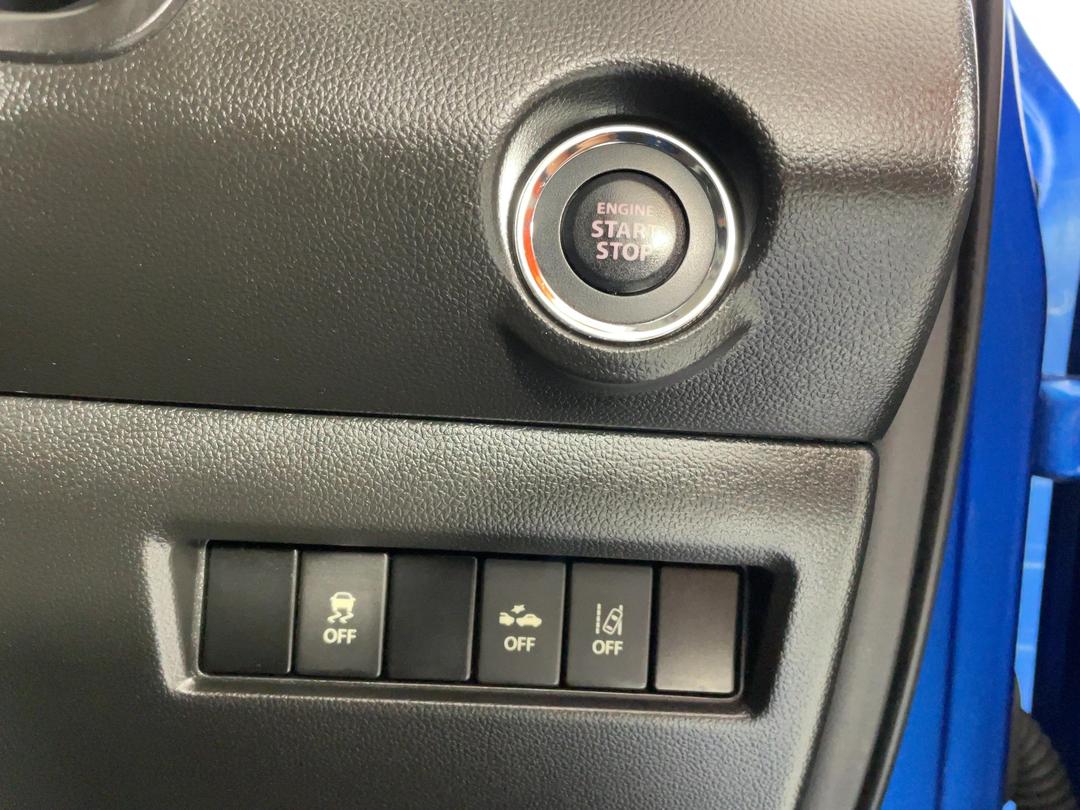 Photo '25' of Suzuki Swift