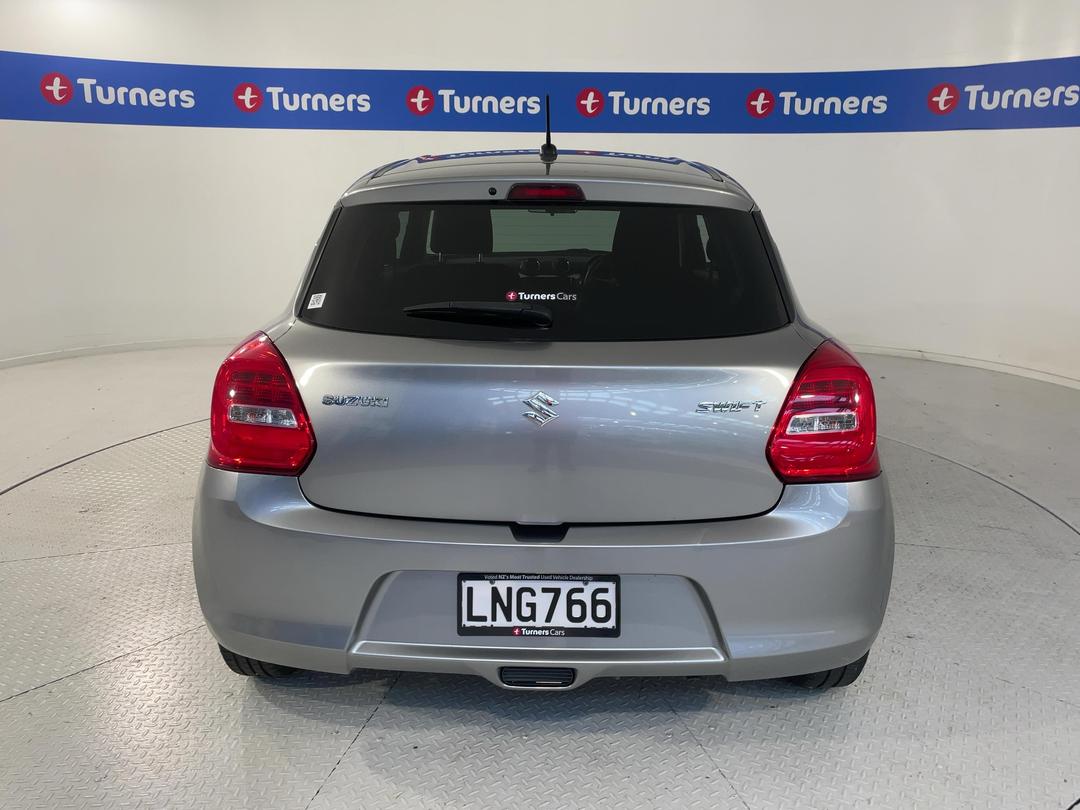 Photo '6' of Suzuki Swift
