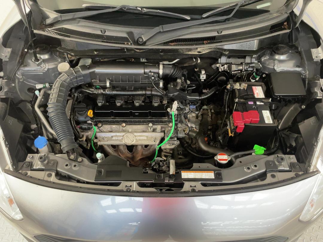Photo '13' of Suzuki Swift