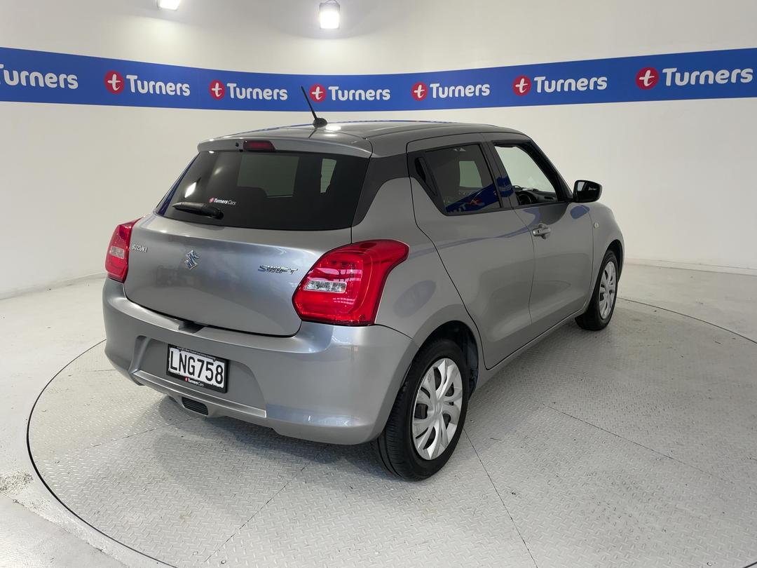 Photo '7' of Suzuki Swift
