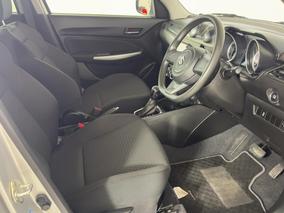 Photo '16' of Suzuki Swift