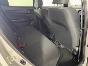 Photo '20' of Suzuki Swift