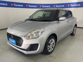 Photo '4' of Suzuki Swift
