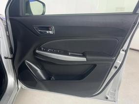Photo '15' of Suzuki Swift