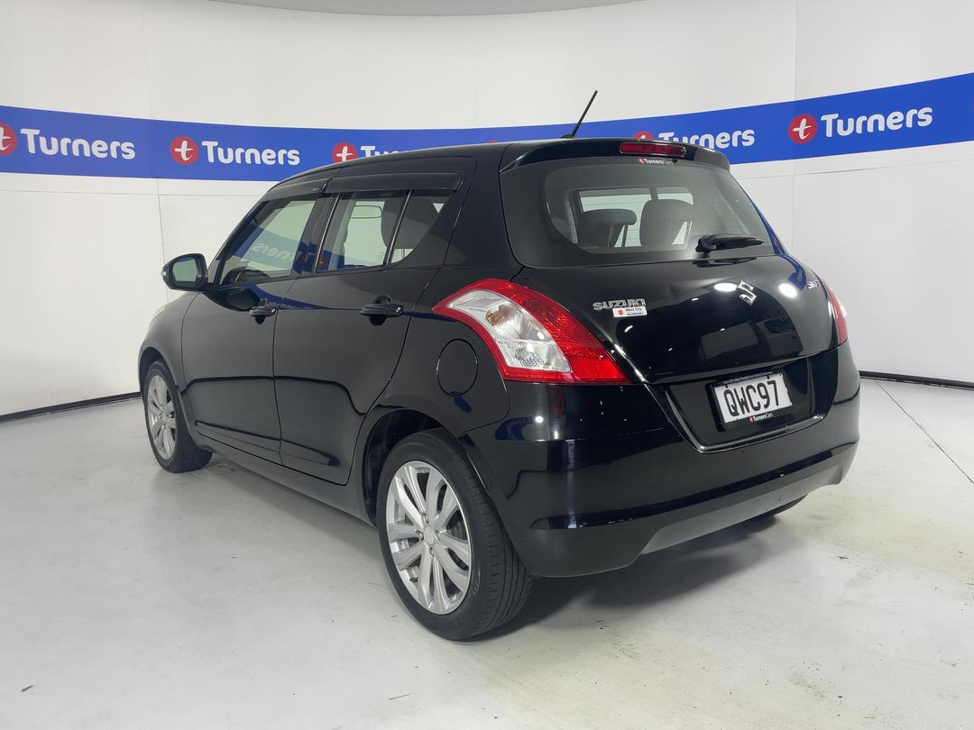 Photo '5' of Suzuki Swift