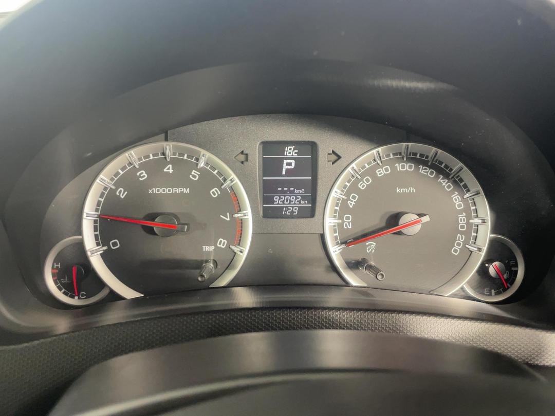 Photo '21' of Suzuki Swift