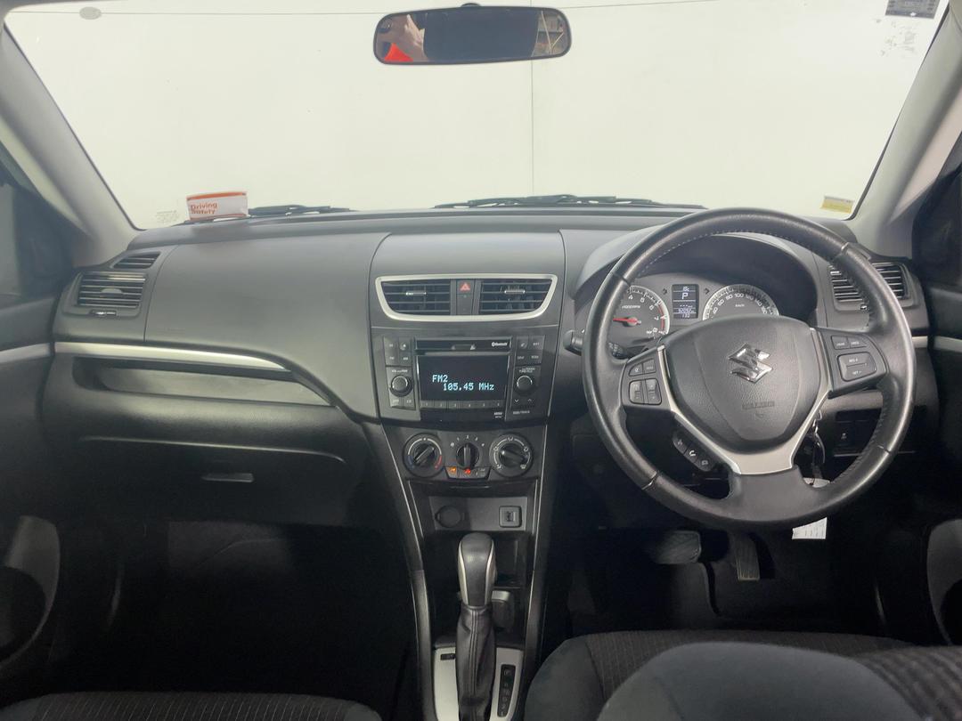 Photo '17' of Suzuki Swift