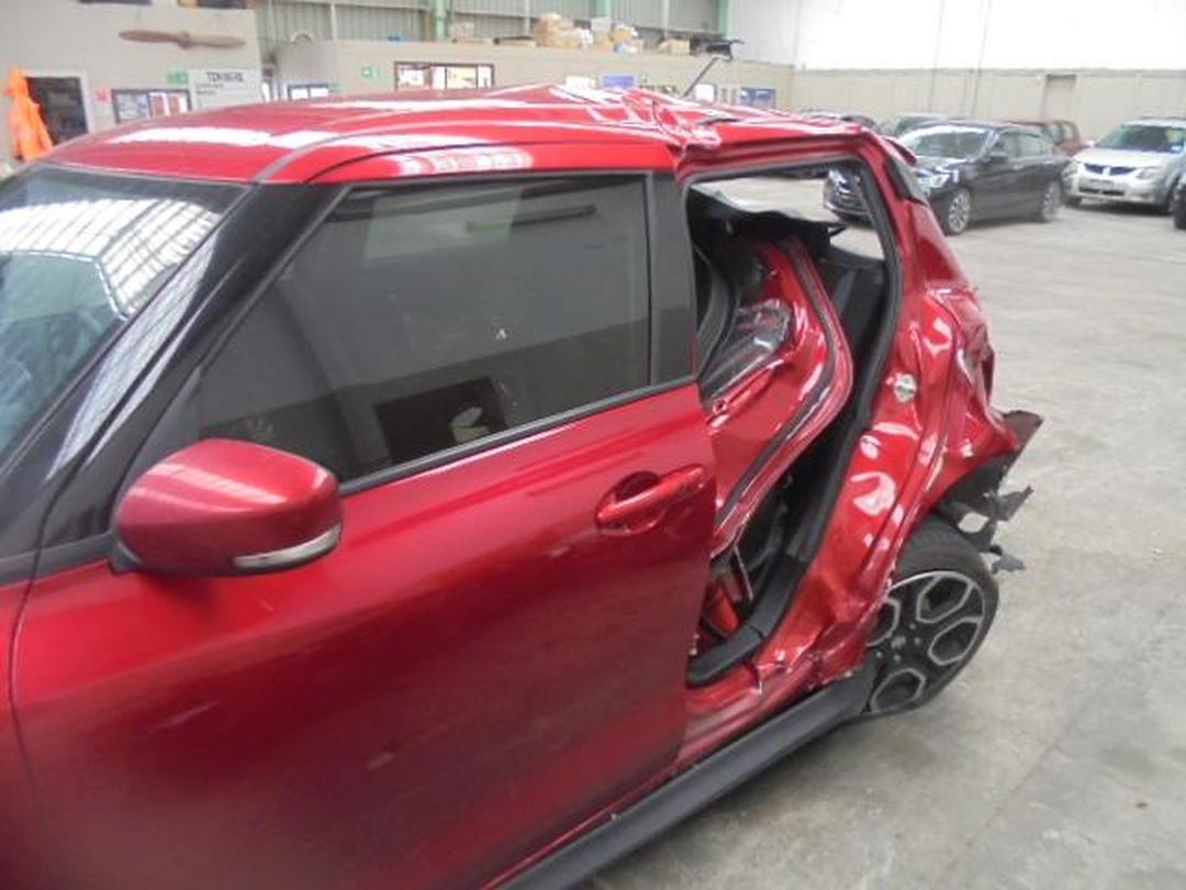 Photo '11' of Suzuki Swift Sport