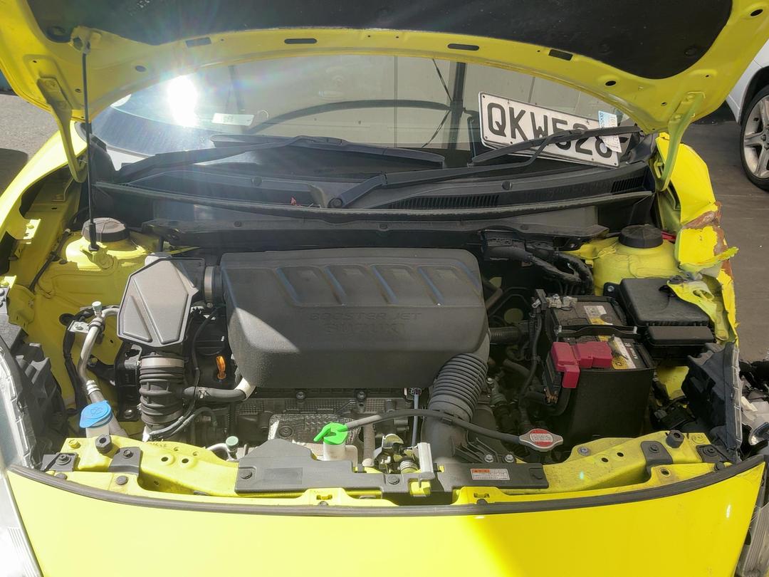 Photo '9' of Suzuki Swift Photo '9' of Suzuki Swift