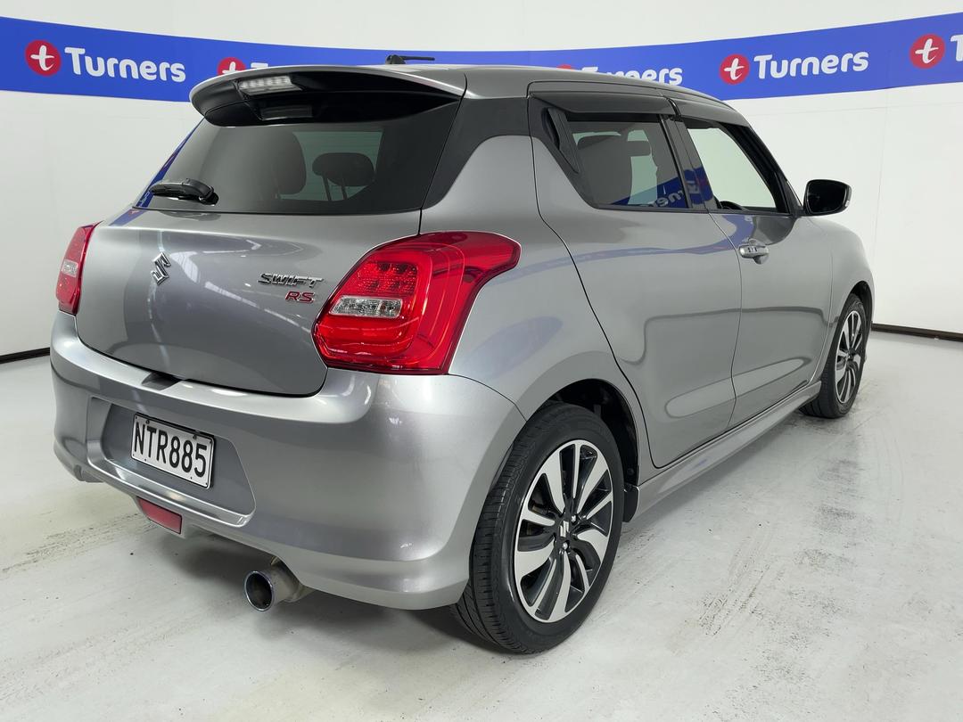 Photo '7' of Suzuki Swift