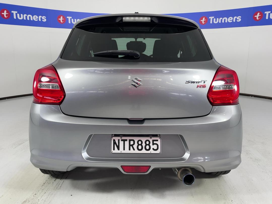 Photo '6' of Suzuki Swift
