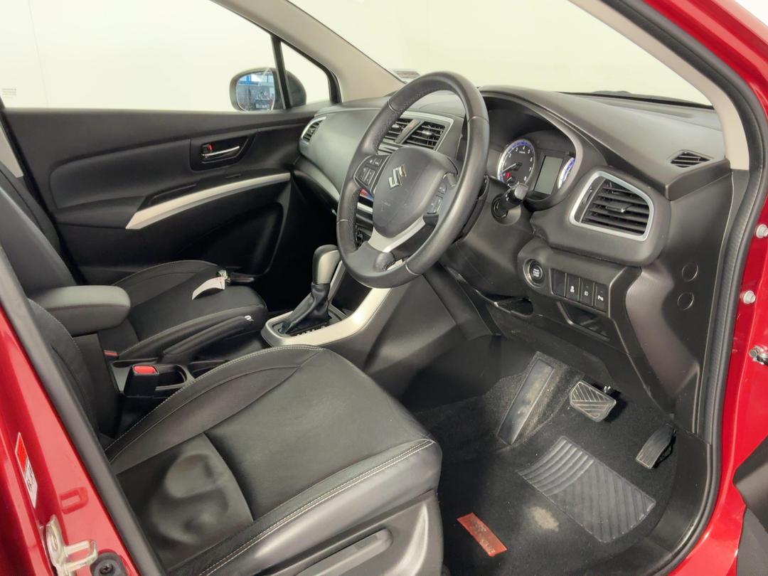 Photo '16' of Suzuki SX4 S-Cross