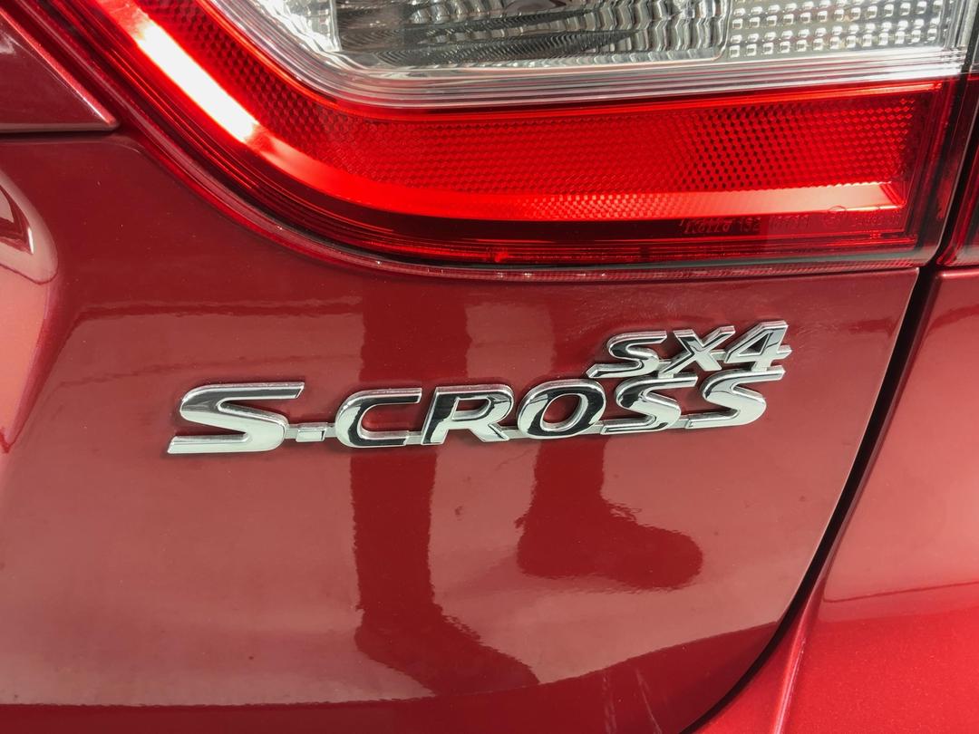 Photo '30' of Suzuki SX4 S-Cross