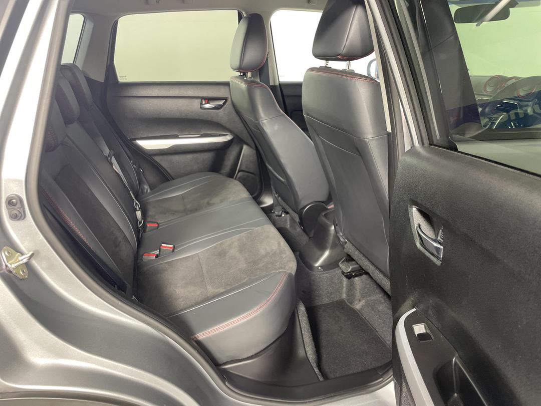 Photo '20' of Suzuki Vitara