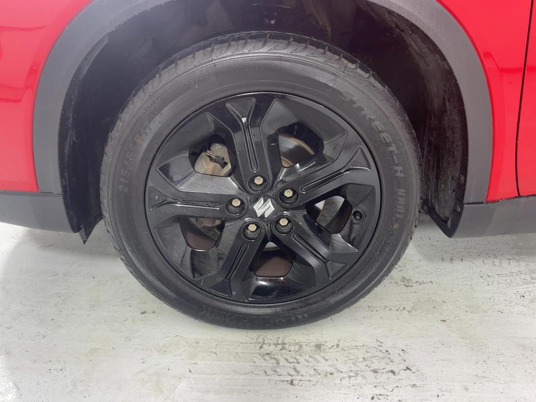 Photo '10' of Suzuki Vitara
