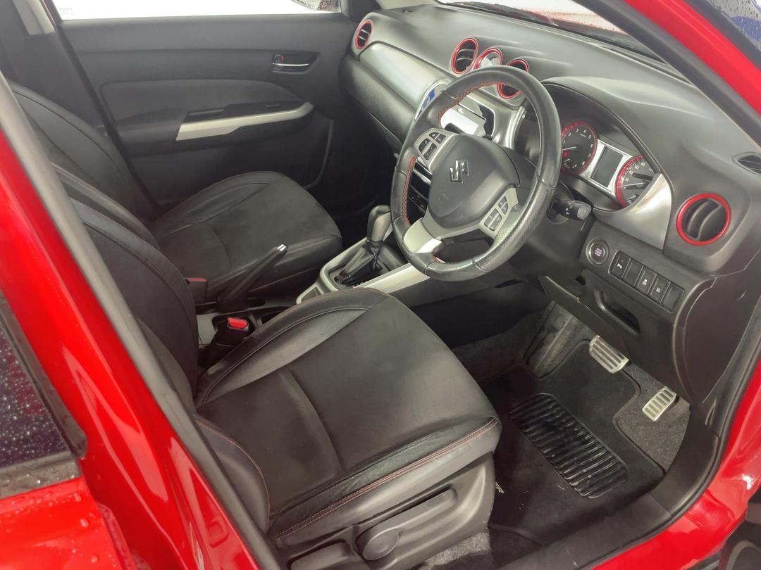 Photo '16' of Suzuki Vitara