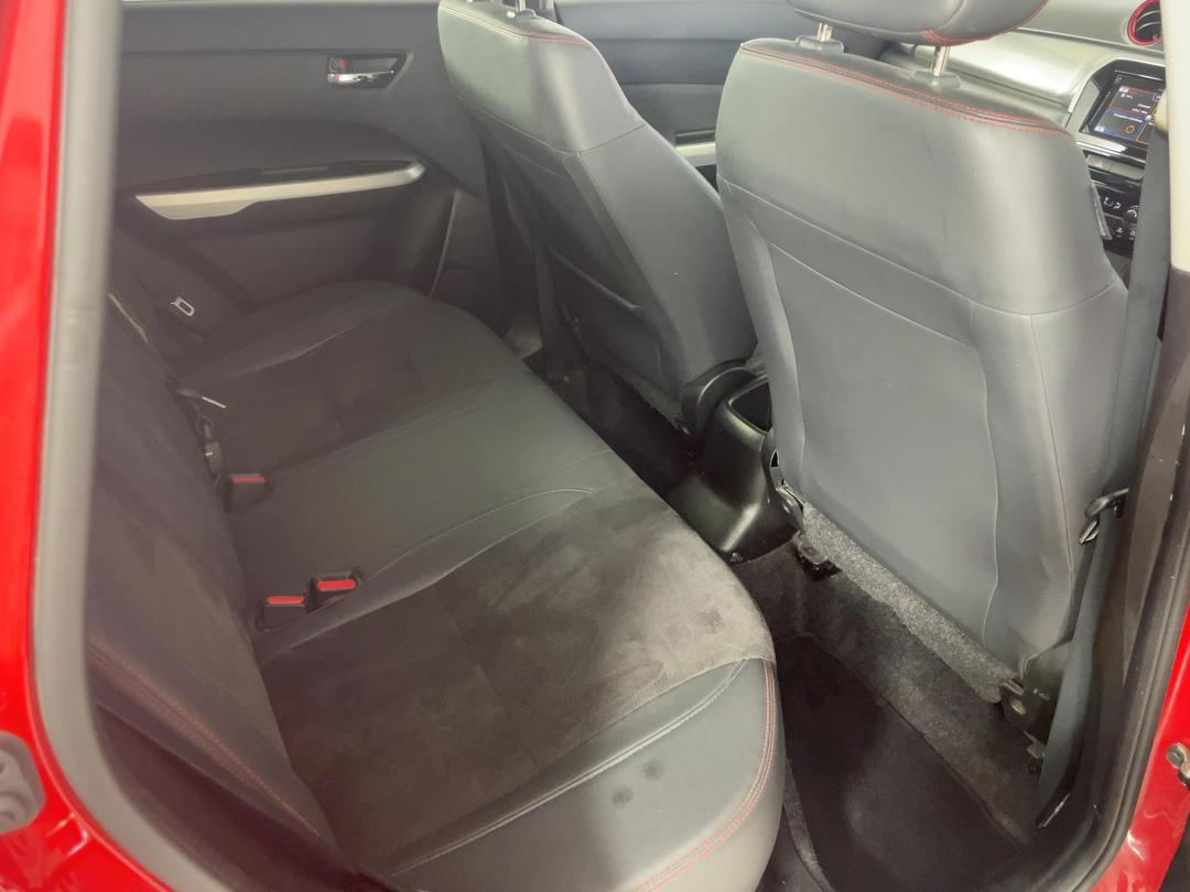 Photo '20' of Suzuki Vitara