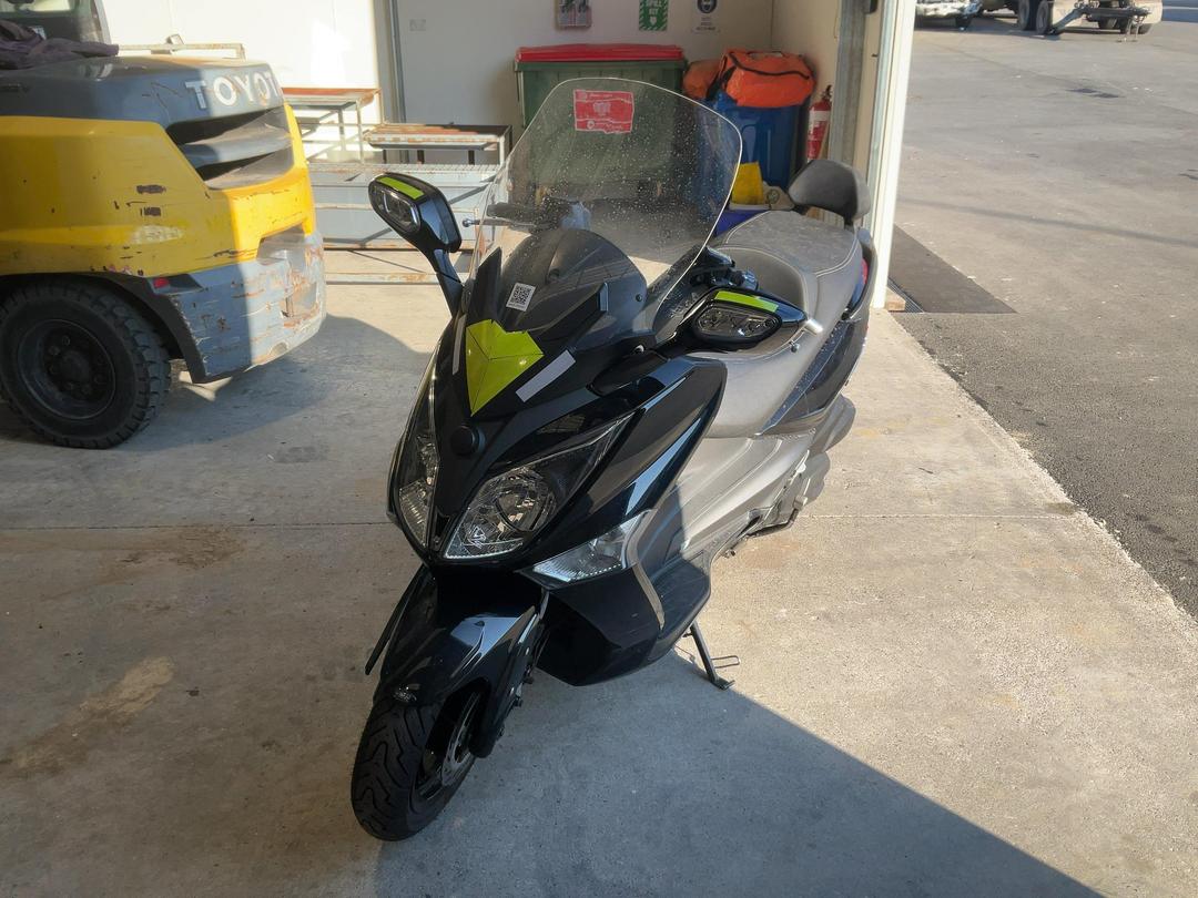 Photo '2' of SYM GTS 300I EVO