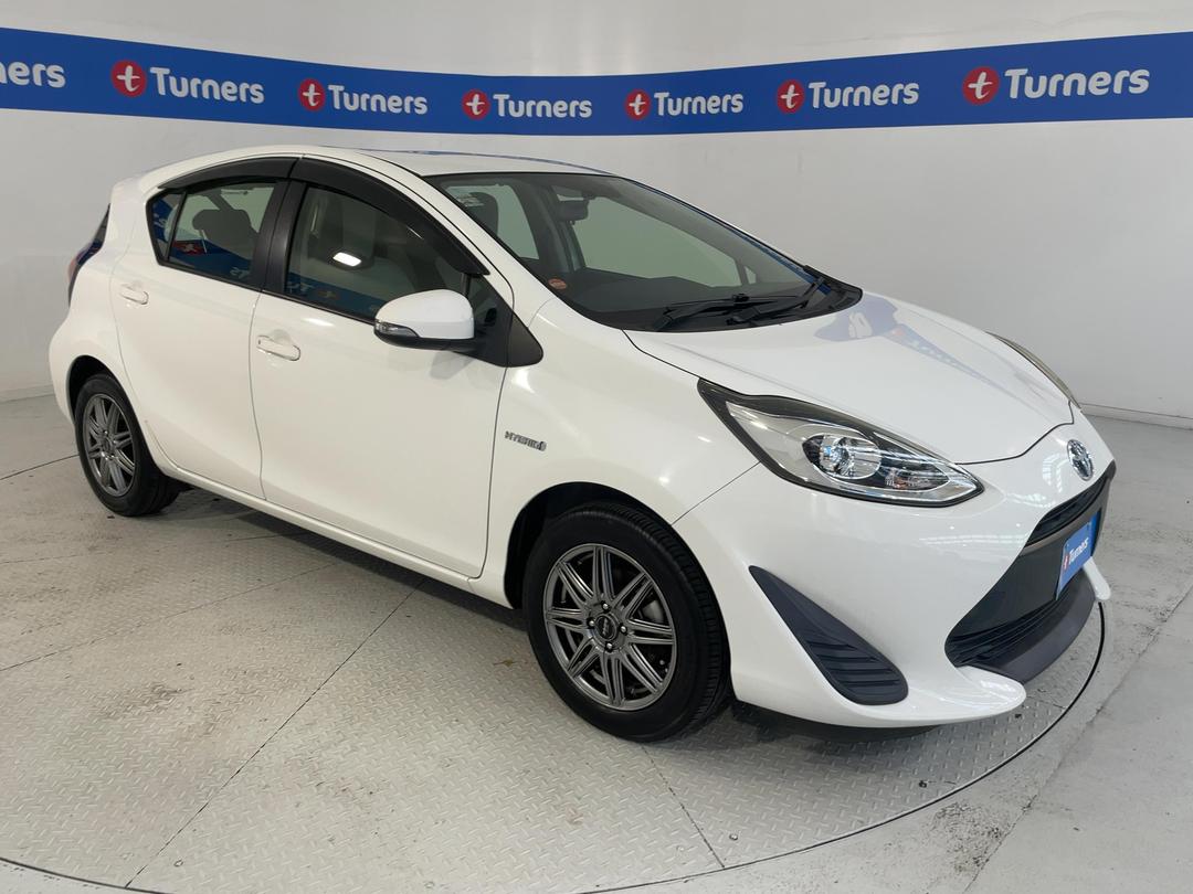 Photo '1' of Toyota Aqua