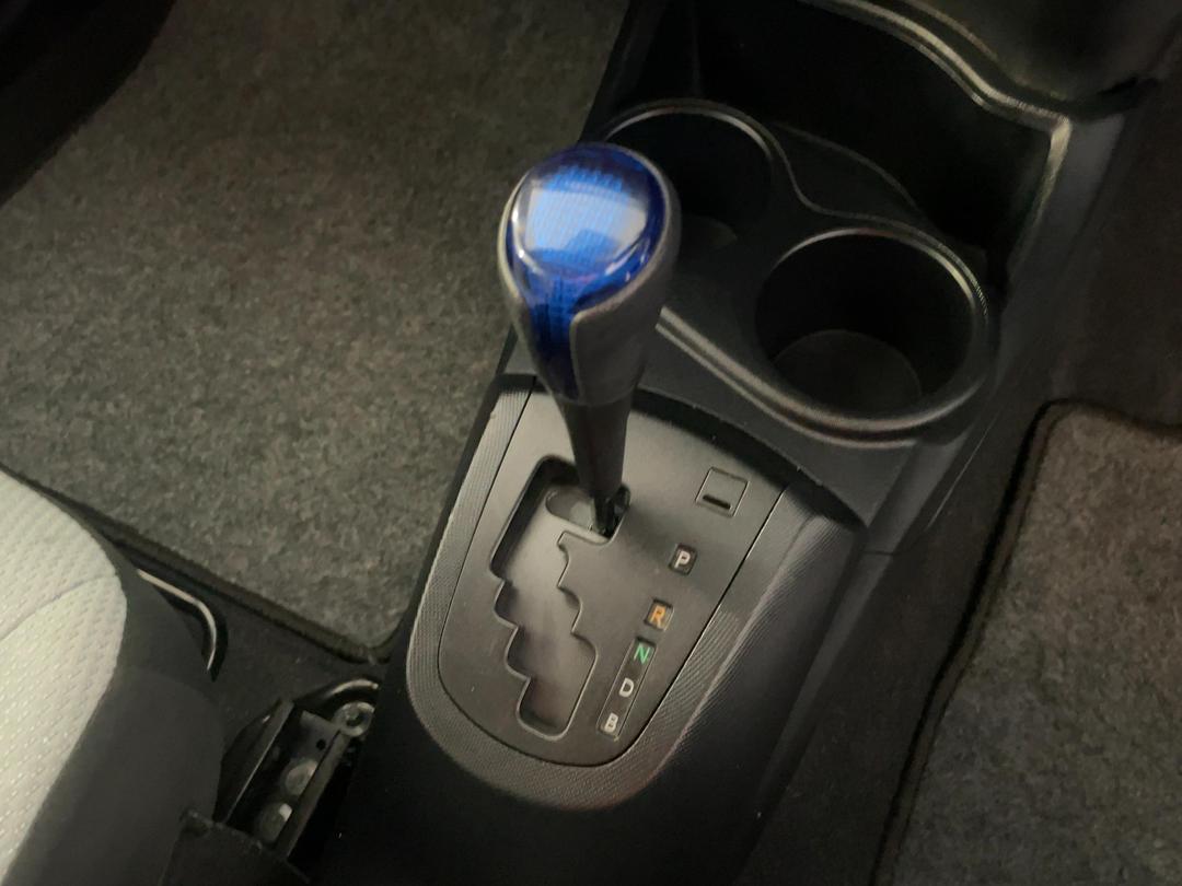 Photo '29' of Toyota Aqua