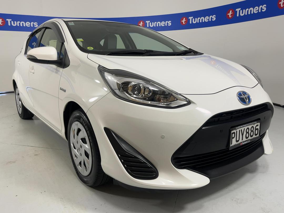 Photo '1' of Toyota Aqua