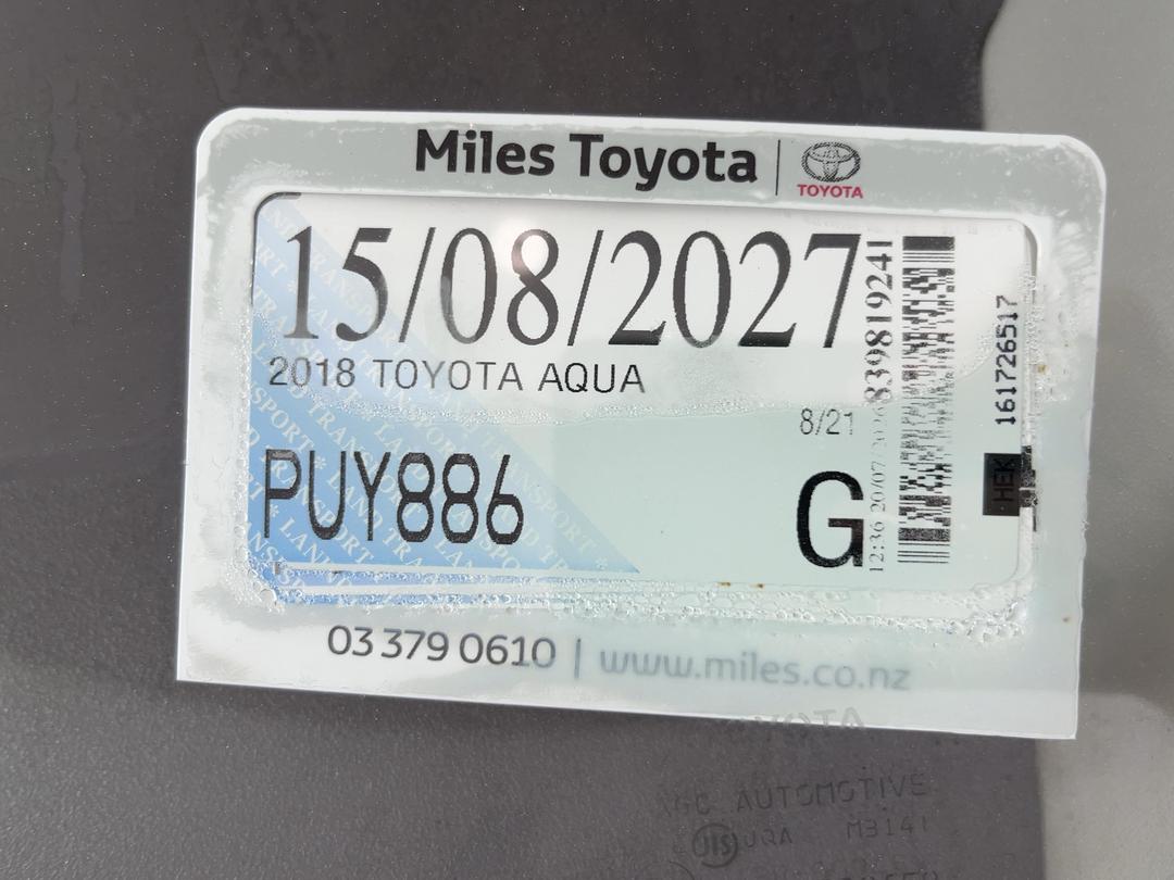 Photo '27' of Toyota Aqua